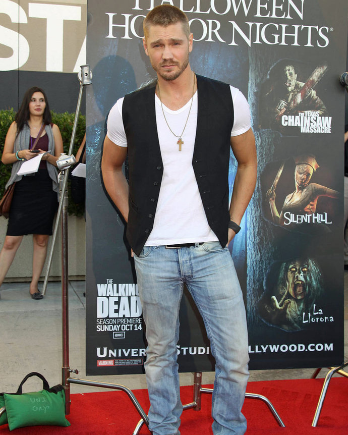 What do you think of the low-rise pants look on men that are toned and muscular?