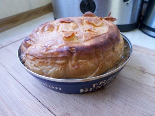 Have you ever eaten a fray bentos pie?