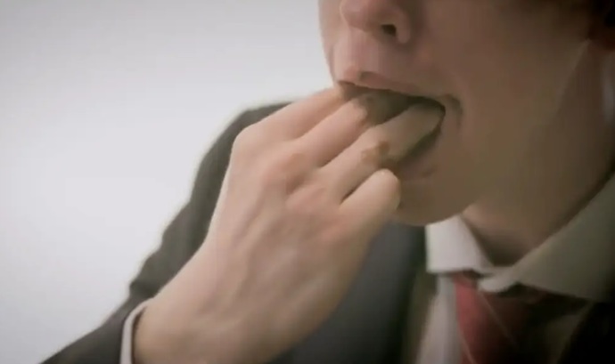 Do you think eating pudding with your fingers is disgusting?