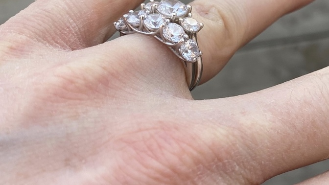#newring loving my new 5stone ring, this has become my favourite setting! what’s your preference on setting?
