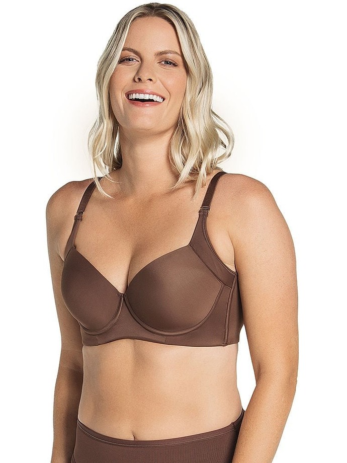 Do you like her bra? Would you wear it?