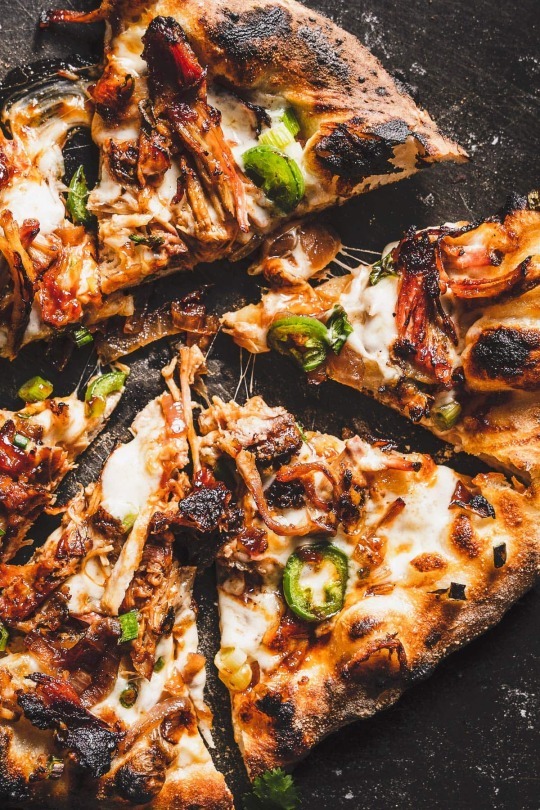 pulled pork pizza