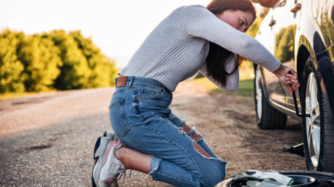 Guys, Do you prefer a woman who can do everything for herself? Or do you want to be the provider in a relationship?