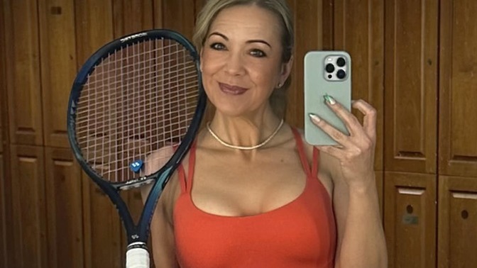 Is this picture inappropriate for a married mom of 2? Explain your answer?