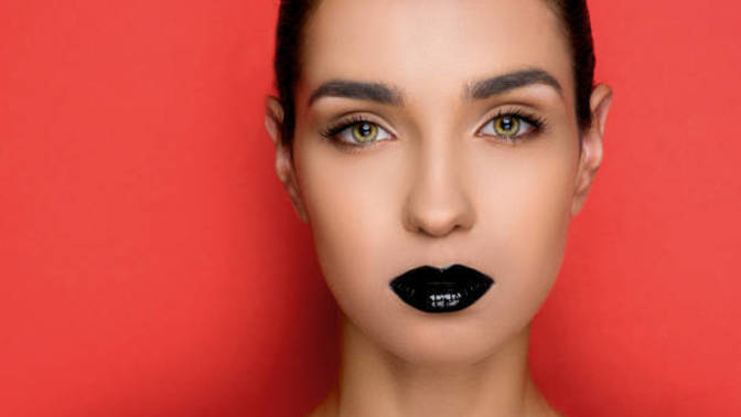 Do you like black lipstick?