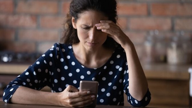 Do you feel no matter how stressed or busy a person is they should respond to a simple text if they want to be in your life?