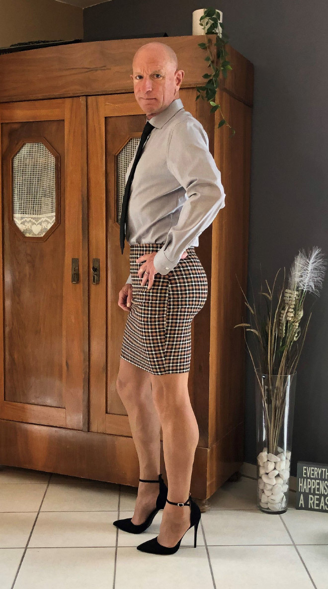 Men wearings womens clothing, what are your thoughts on this?