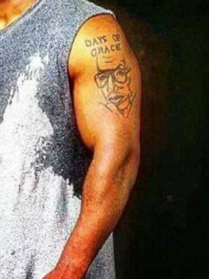 Which place for a tattoo look better on a shoulder?