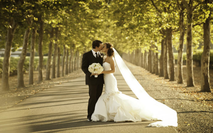 If you were getting married , its the first time and you are in 20s/ 30s / 40s. What is a reasonable amount to pay for the event?