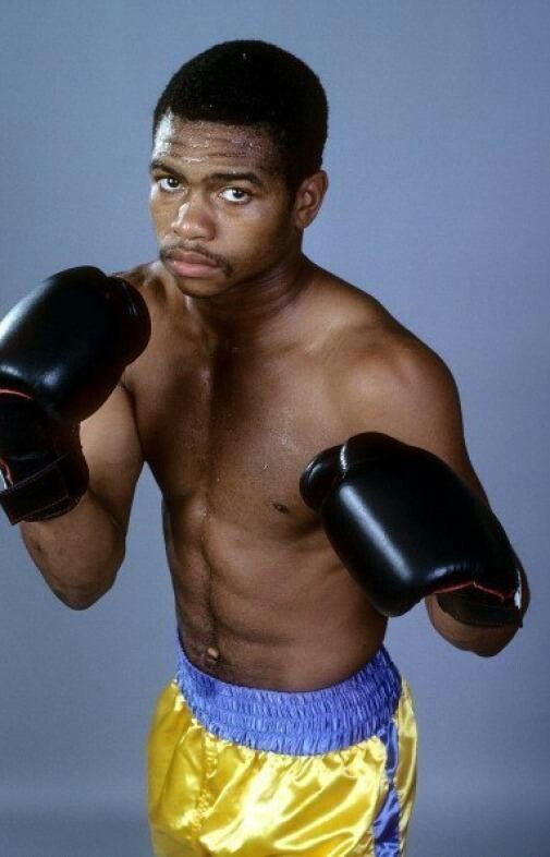 Prime Mike Tyson vs. Prime Roy Jones Jr., 15 rounds. Would Tyson walk right through Roy? Or would Jones outbox Tyson?