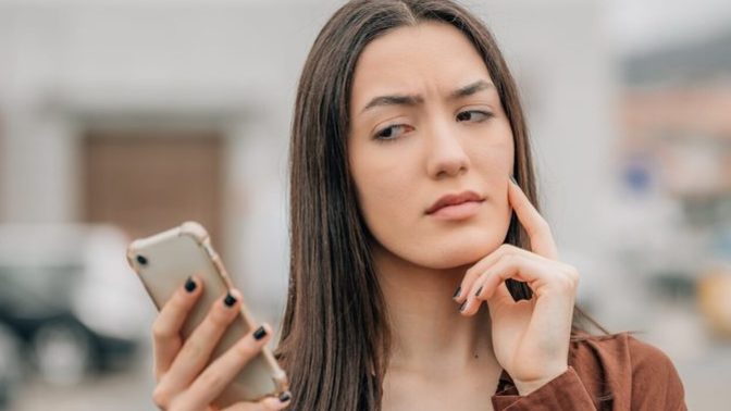 Why do most women have a habit of being poor at communication?