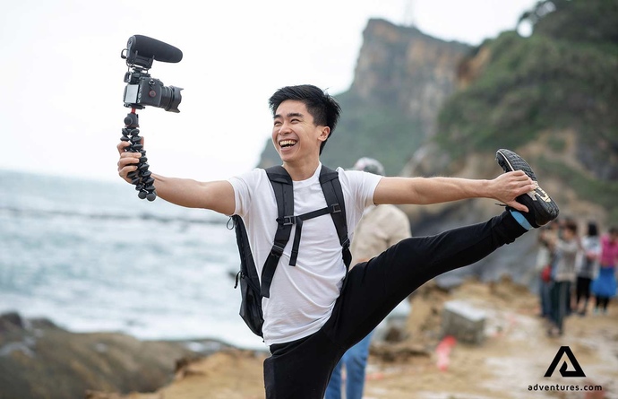 🕴️🤳So do these guys check out?