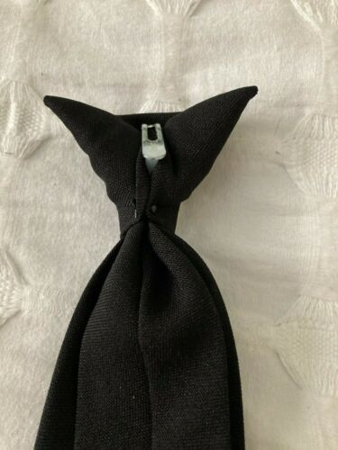 Girls, how would you feel if you went out with a guy who wore ties but they were clip ons?