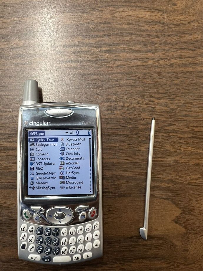 How old were you when you got your first mobile 📱 phone 📱?