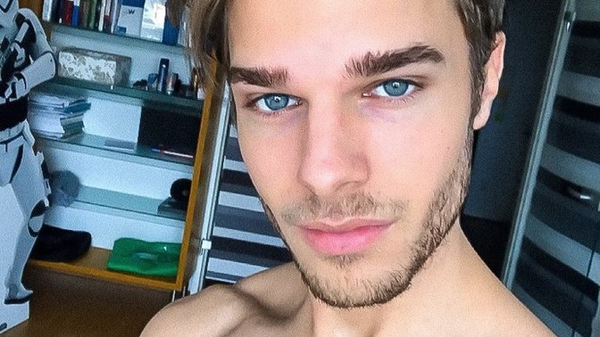 Is bearded effeminate men attractive?