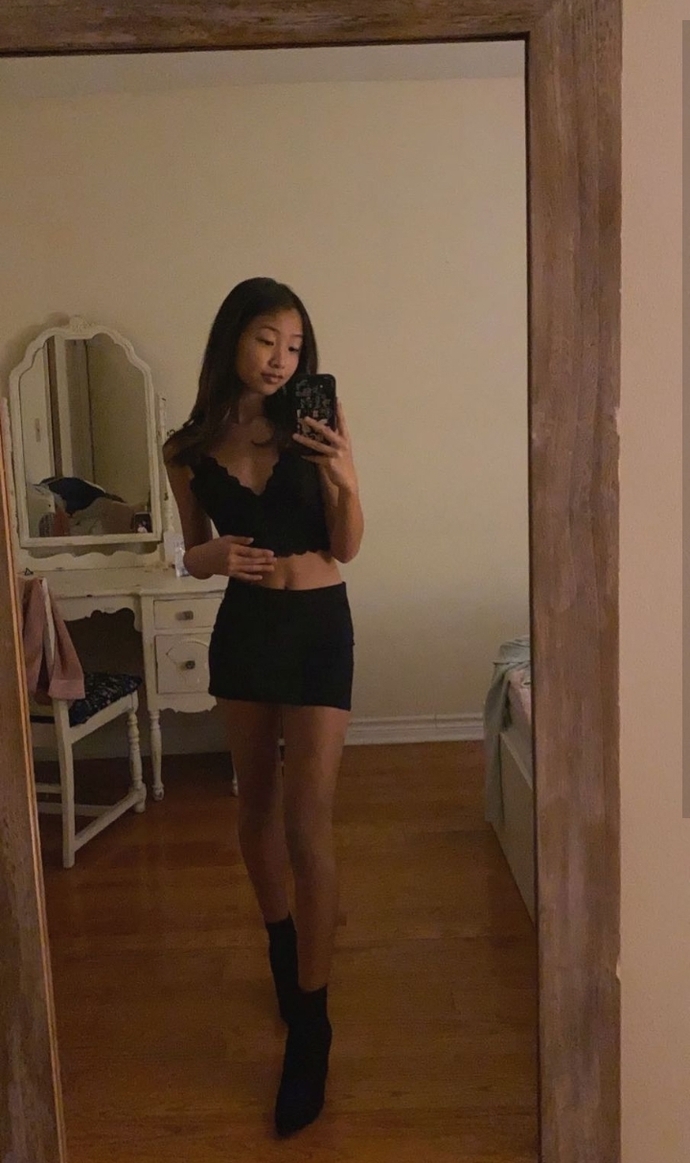 How is this outfit for a house party?