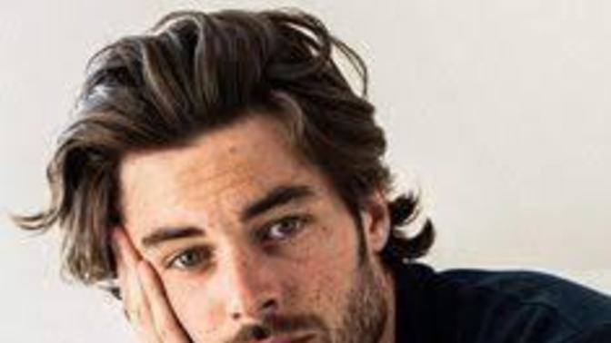 Girls, Do you like long hair on men?