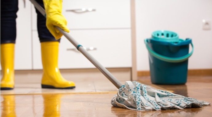 Would you rather mop floors in dusty basement for 35$/h or work as a dessert tester for 15$/h?