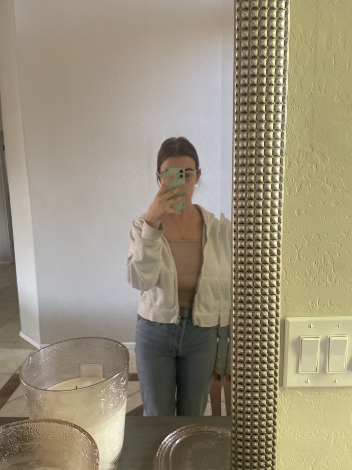 In your opinion, do you think this is okay to wear to school and is it inappropriate?