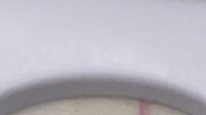 Evaporation line or positive pregnancy test?