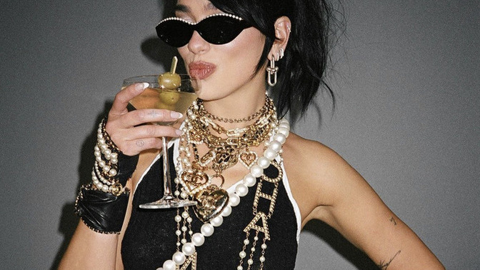 What do you think of Dua Lipa's Chanel 2023 Met Gala afterparty look?