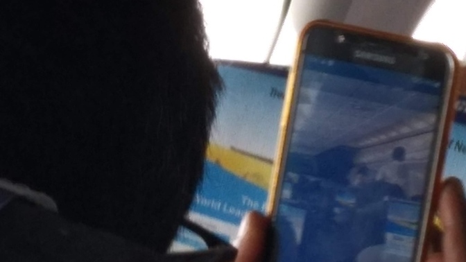This happened in flight and my girlfriend is saying that I am boring?