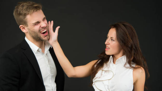 Girls have you ever seriously slapped a guy in public ( Or private ) Guys have you ever been seriously slapped?