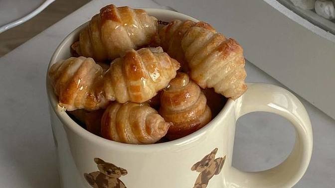 Which dessert would you choose for tea or coffee time?