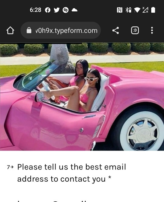 Can you tell what kind of car this is?