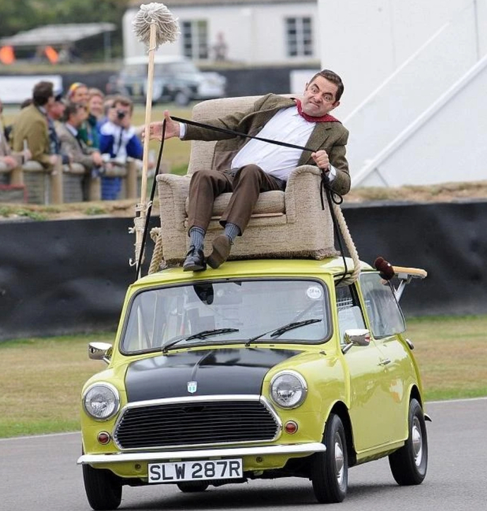 What Is The Funniest Thing You Have Seen A Stranger Or Someone You Know Do In Public?
