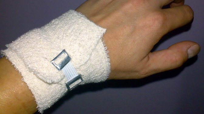 If you sprain your dominant wrist, can you use the other one?