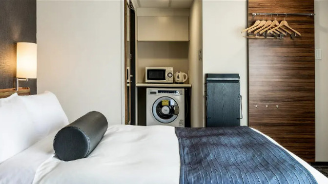 What's your favorite hotel brand to stay at when traveling?