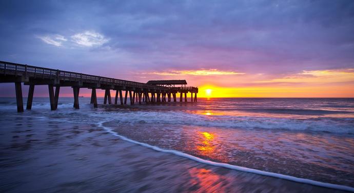 Which of these small towns would you rather live in ?