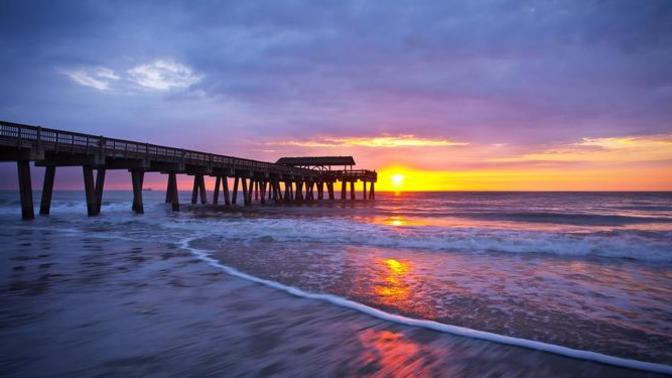 Which of these small towns would you rather live in?
