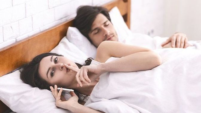 How do I navigate my current situation? I’m sleeping with a woman who has a boyfriend?