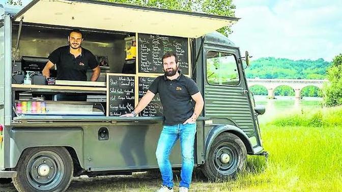 You are a lonesome traveller who hasn't eaten in 3 days. What do order from the food truck OfDeath?