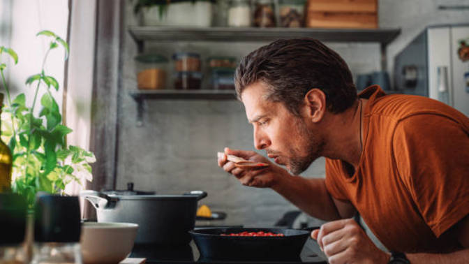 Do Men Ever Cook For Their Dinner Dates?
