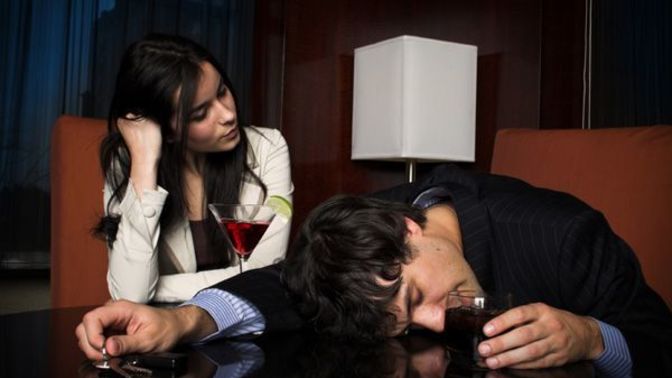 What is the worst thing that someone will do on a first date that will make you never see that person again?