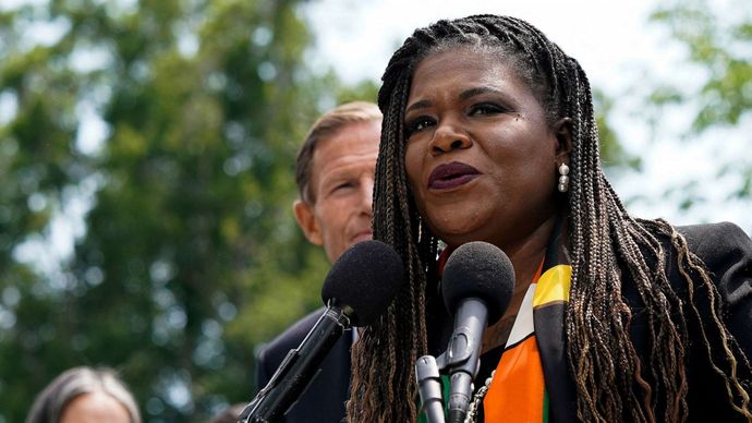 Guys, Do you believe Cori Bush?