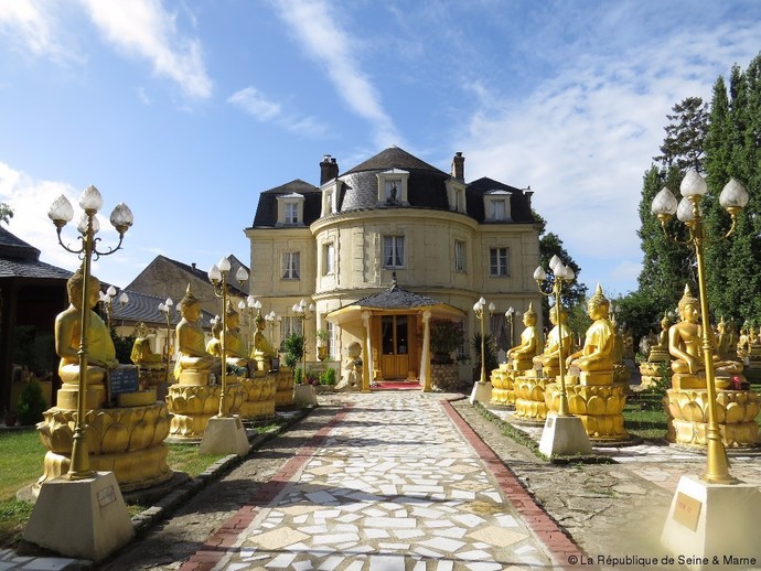 Would you like to visit these places in France?