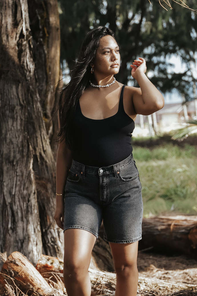 If I want be modest and dress feminine, do I need to cover every part of my body?