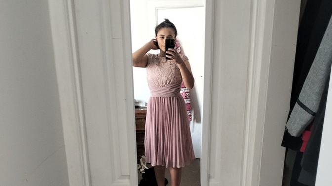 Whay dress looks better on me? I need to choose one, for my engagement party 🥳?