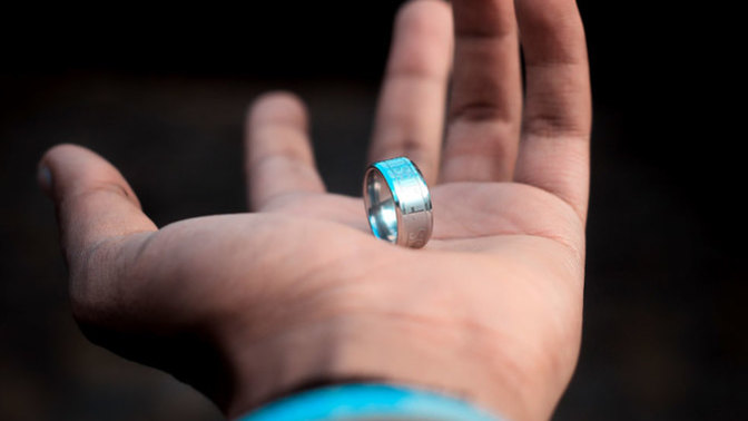 Would you date someone who still wore their wedding ring after their partner's death?