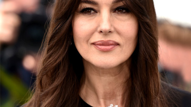 Why Monica Belluci one of the most beautiful woman alive?