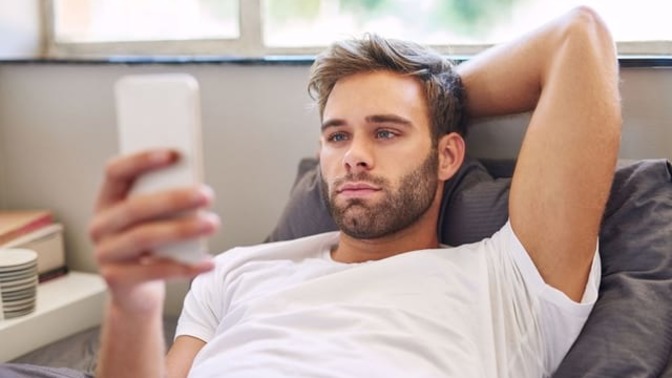 Do men play hard to get with girls they are interested in?