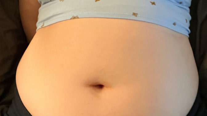 Guys, what you date girls with a little belly?