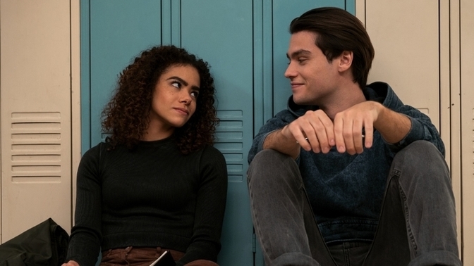 Guys, how do you show a woman you find her attractive?