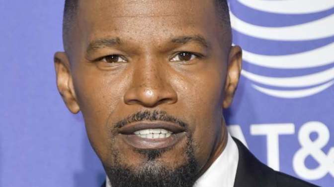 Jamie Foxx Left Paralyzed And Blind As An Effect Of The COVID-19 Vaccine?