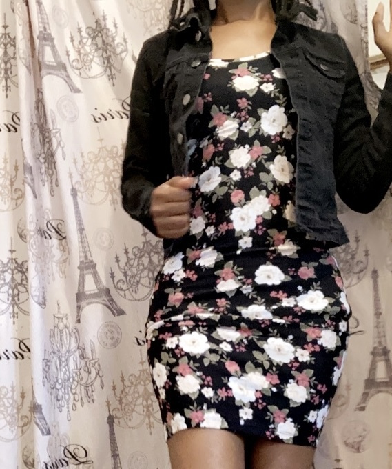 Which dress (outfit) is more attractive ?