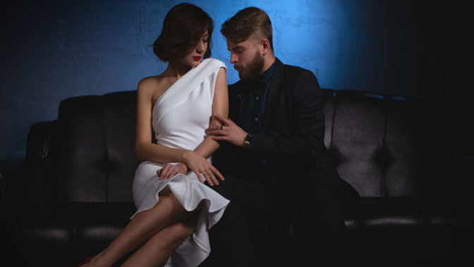 Would You Rather Date A Person Who's Naturally Hot Or Dresses Hotly?